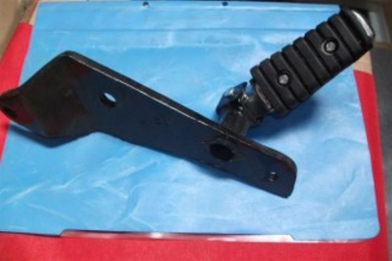 BİSAN ROADSTAR 250 ARKA BASAMAK BRAKETİ SAĞ